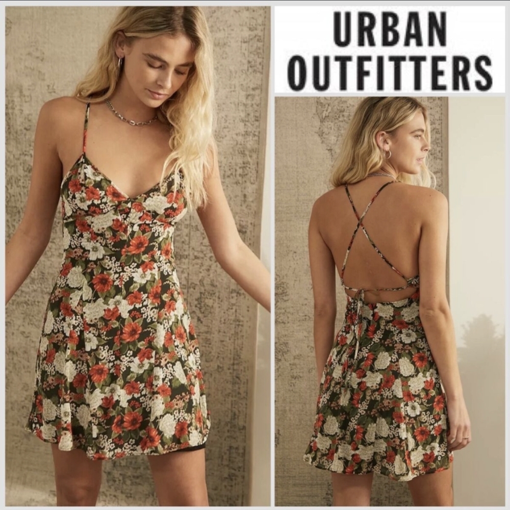 Urban Outfitters | Harley Minikleis Floral Dress
